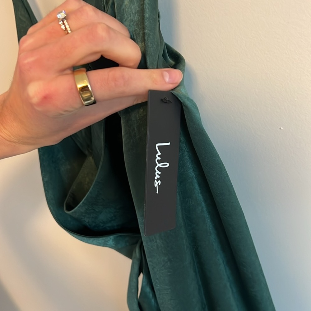 Lulu’s Midi Wrap Top Dress - Picture 13 of 16